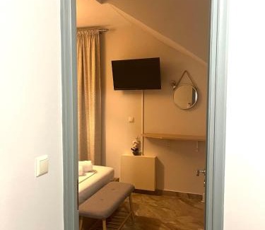 Lefktron Apartment | Elaionas Apartments 2