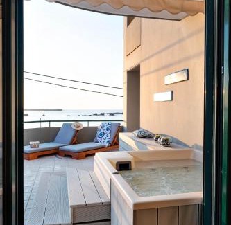 Nea Chora Apartment | Elia Beach Deluxe Apartment