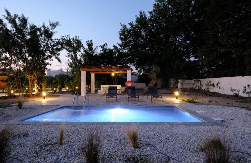 Ixia House | Elia Suites