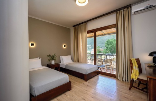 Vassiliki Hotel | Elisso Hotel