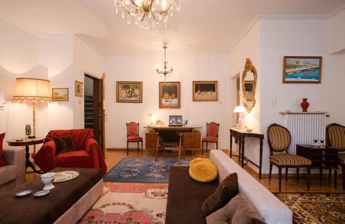 Athens City Centre Apartment | Elli's luxury, large apt in the center of Athens