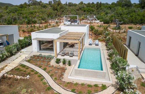 Evgiros Villa | ELYANE VILLAS 2 - Luxury villa panoramic sea views near Amoussa Beach