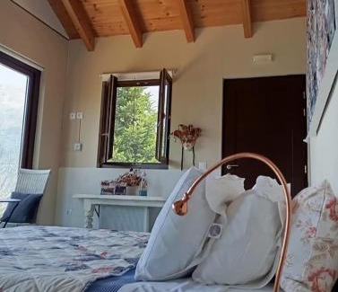 Tsopela House | Enoro
