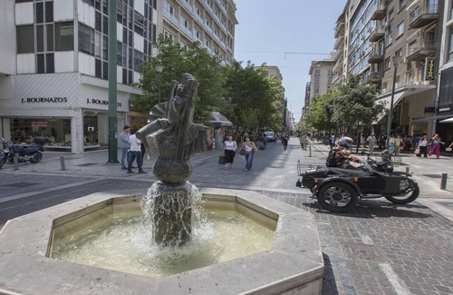 Athens City Centre Apartment | Ermou Stylish viewing studio