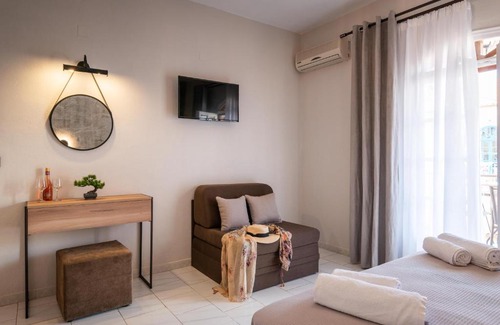 Sivota Apartment | Esperides Studios