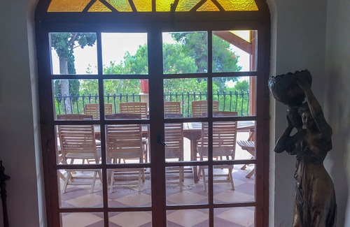 Eretria House | EVIA, GREEK ISLAND, HOLIDAY HOME