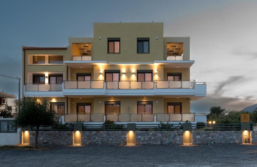 Palaiochora Apartment | Evriali Comfort Living