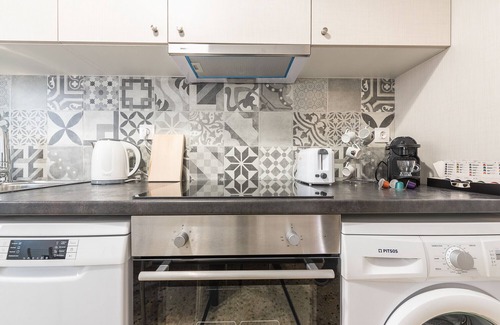 Thissio Apartment | Exoneon 9