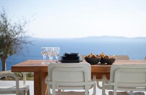 Faros Armenistis Villa | Exquisite Mykonos Villa Villa Ammos 4 Bedroom Private Pool Sea View Houlakia