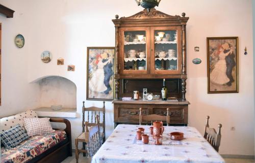 Aperathos Apartment | Fabrica home