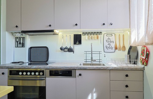 Palaio Faliro Apartment | Faliron Urban Retreat