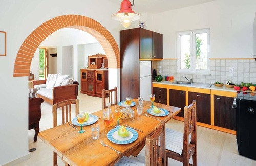 Prinos Villa | Family villa w/ extensive outside space, pool