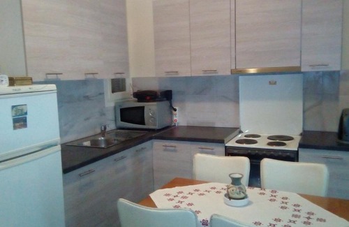 Athens House | FENIAS APARTMENTs