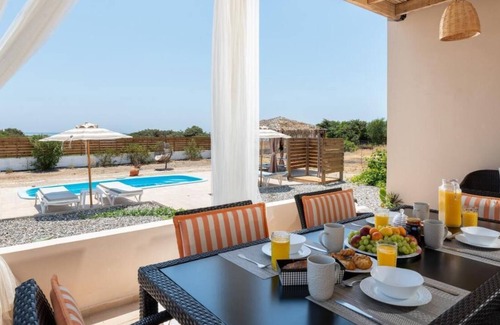 Gennadi Villa | Gennadi serenity villa for 7 persons 60 m from the beach