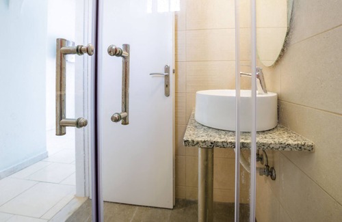 Katastari Apartment | Giannis Pool Studios 4, Alykes, Zakynthos, Greece