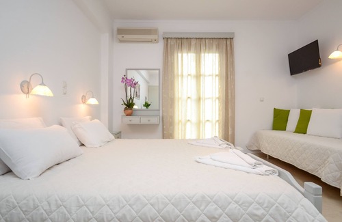 Old Town Naxos House | Golden Beach Studios