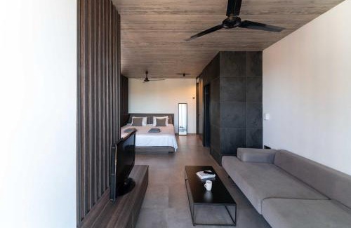Petaloudes Apartment | Golden Sun Luxury Apartment Adults Only