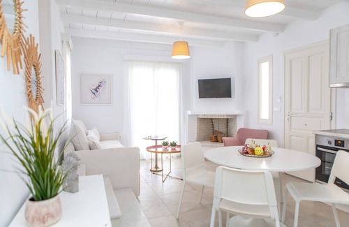 Naxos Villa | Gorgeous Naxos Villa | 4 Bedrooms |.