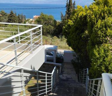 Melissi House | 180 m² House ∙ 1 bedroom ∙ 9 guests