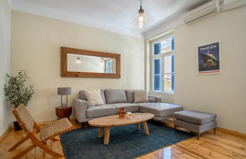 Neapoli Apartment | Grand Haven - New Renovated Spacious Apts in Prime Location