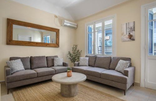 Neapoli Apartment | Grand Haven - New Renovated Spacious Apts in Prime Location