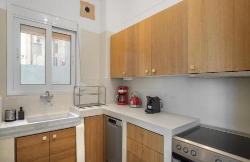 Neapoli Apartment | Grand Haven - New Renovated Spacious Apts in Prime Location