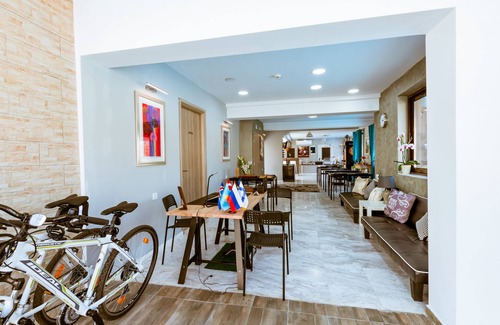 Kato Galatas Hotel | Gregory Comfort Hotel