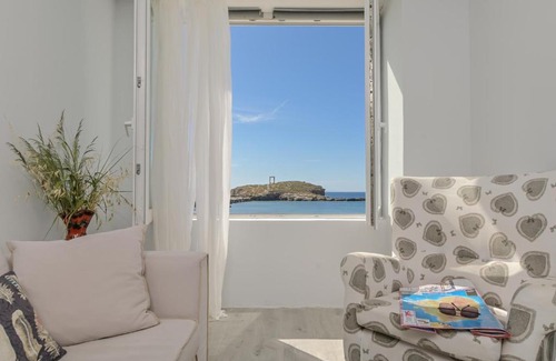 Naxos House | Grotta Sognare