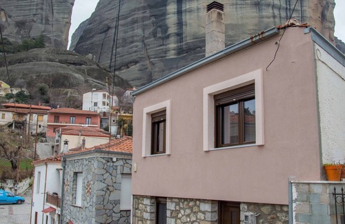 Kalambaka Villa | Historic Luxury House Heart of Meteora