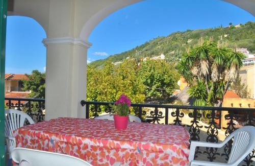 Agios Gordios Apartment | Holiday Apartments yannis on Agios Gordios beach in Corfu