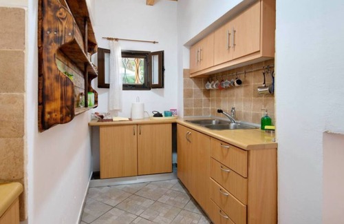 Katsimatika House | Holiday Home 'Ria Sweet Home Paxos' with Private Terrace, Private Garden and Wi-Fi