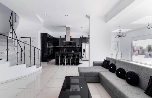 Gennadi House | Holiday house Gennadi for 1 - 10 persons with 4 bedrooms - Holiday house
