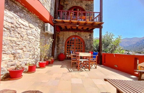 Mavrikiano House | Holiday house Plaka for 1 - 4 persons with 2 bedrooms - Twin house