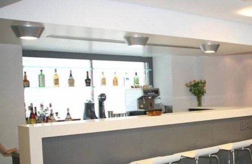 Kifisia Apartment | Hotel Des Roses