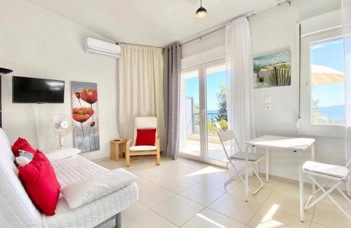 Amphipolis House | House ∙ 1 bedroom ∙ 4 guests