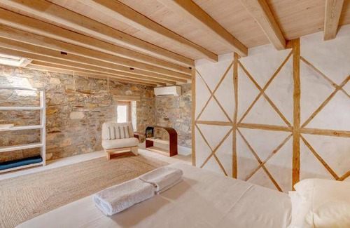 Ano Siros House | House ∙ 2 bedrooms ∙ 4 guests