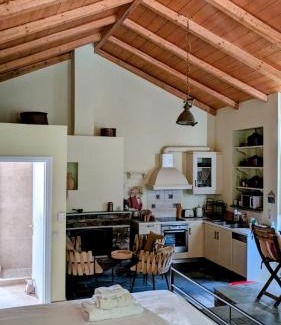 Paleopolis House | House Moschα