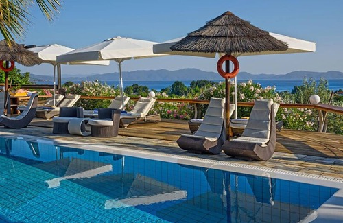 Koropi Apartment | Iakovakis Suites & Spa