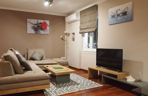 Old Town Apartment | Ideally Situated Corfu Old Town Apartment