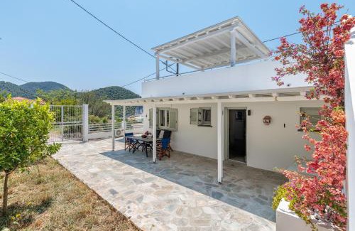Neo Klima House | Iremia Coastal Retreat