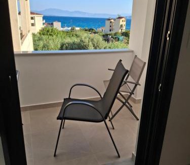 Milos Apartment | Irides Apartments