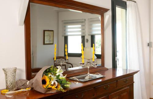 Chios Apartment | ISLAND Time Deluxe Apartment Downtown 3 floors
