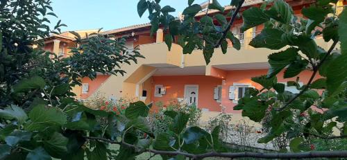 Roda Apartment | John Apartments First Floor