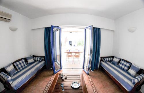 Lardos Apartment | Katikies Studios & Apartments