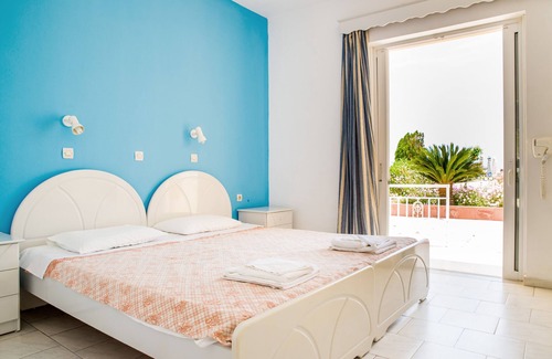 Kefalos House | Kontessa Apartments