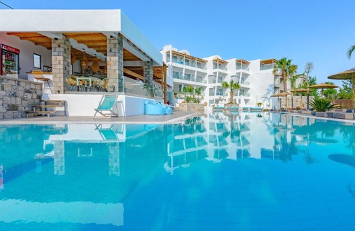 Faliraki Bed & Breakfast | Kouros Home and Suites - Suite with balcony