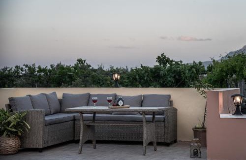 Marathi Apartment | La Siesta