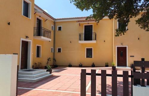 Amfithea Apartment | Lago Verde