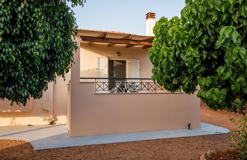 Gargaliani Apartment | Lagouvardos Apartments