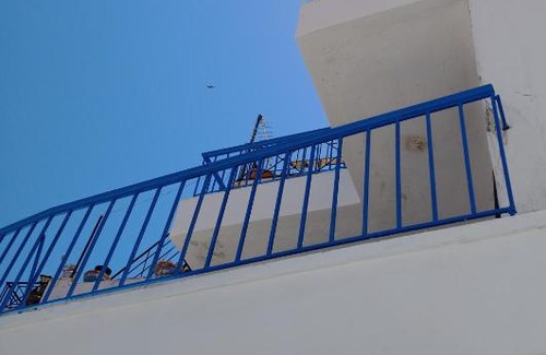 Skiathos Town House | LE BATEAU